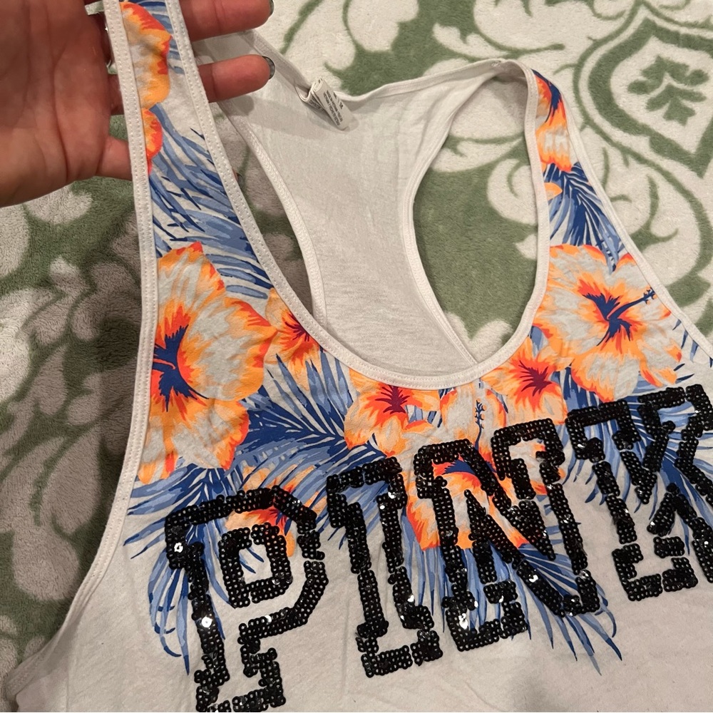 PINK Victoria’s Secret tank top - Picture 4 of 11